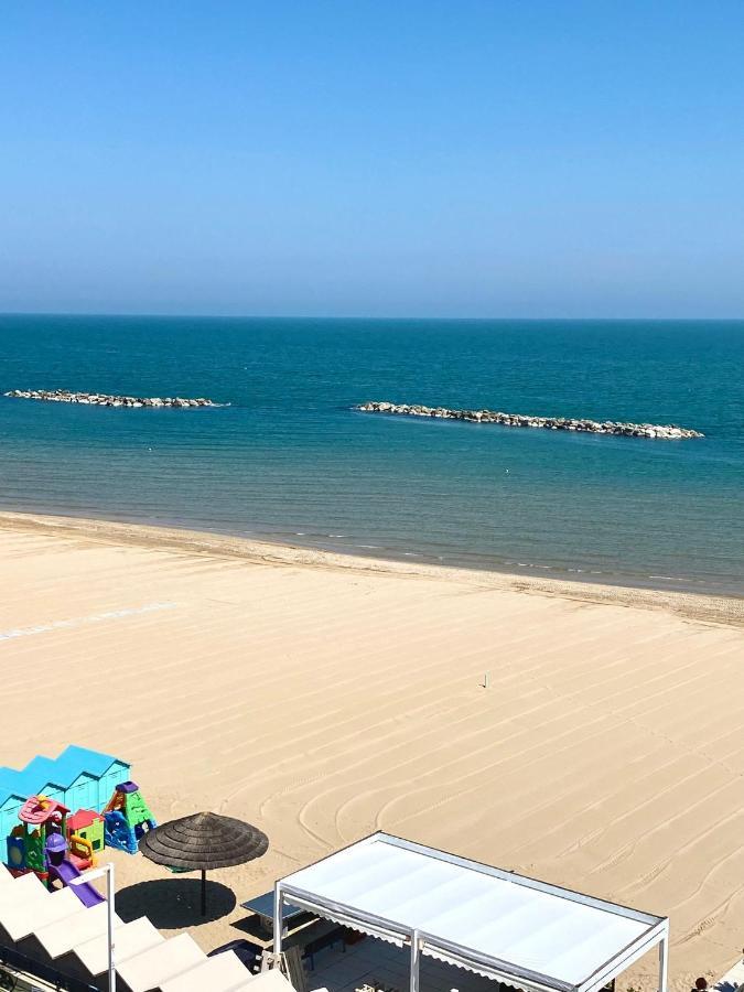 Hotel Flying Pesaro Ngoại thất bức ảnh