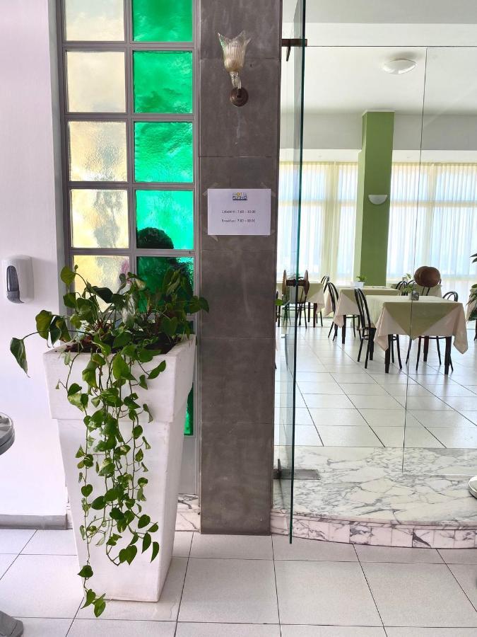 Hotel Flying Pesaro Ngoại thất bức ảnh