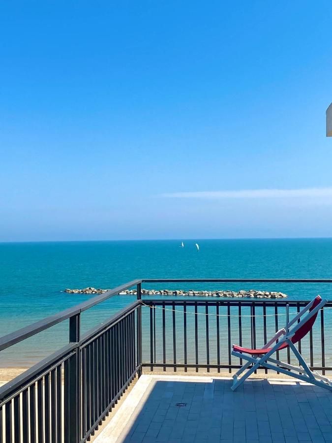 Hotel Flying Pesaro Ngoại thất bức ảnh